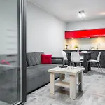 Baltyckie - Bulwar Portowy - Widok Na Port, Centrum, Najlepsza Lokalizacja W Ustce Apartahotel
