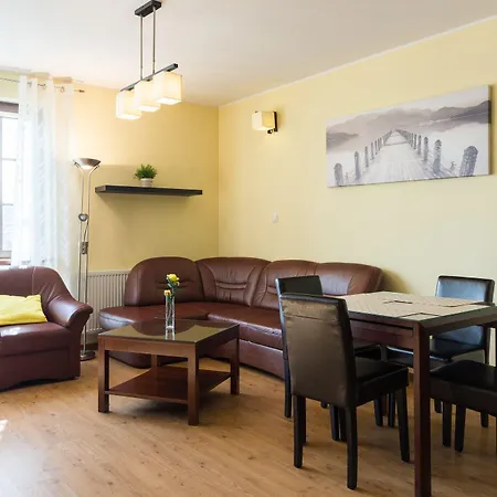 Baltyckie - Bulwar Portowy - Widok Na Port, Centrum, Najlepsza Lokalizacja W Ustce 公寓式酒店 乌斯特卡