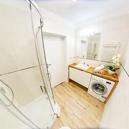 Апарт-отель Baltyckie - Bulwar Portowy - Widok Na Port, Centrum, Najlepsza Lokalizacja W Ustce 3*