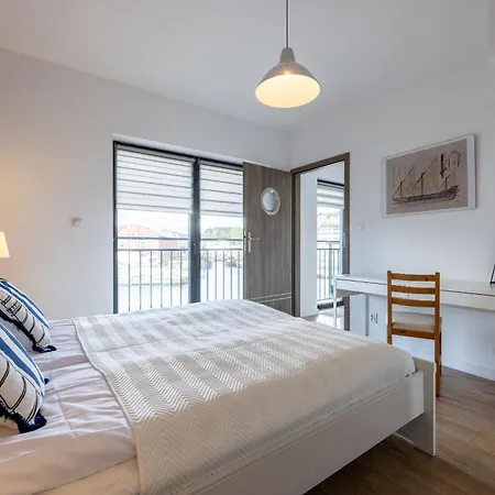 Bałtyckie - Bulwar Portowy Ustka