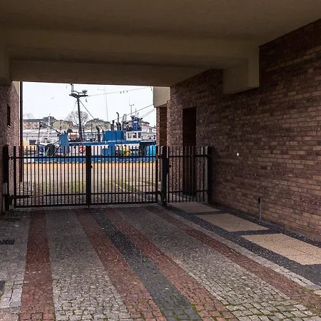Baltyckie - Bulwar Portowy - Widok Na Port, Centrum, Najlepsza Lokalizacja W Ustce 公寓式酒店 乌斯特卡