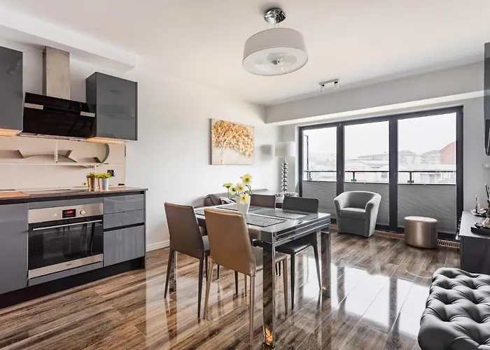 Baltyckie - Bulwar Portowy - Widok Na Port, Centrum, Najlepsza Lokalizacja W Ustce Apart-hotel